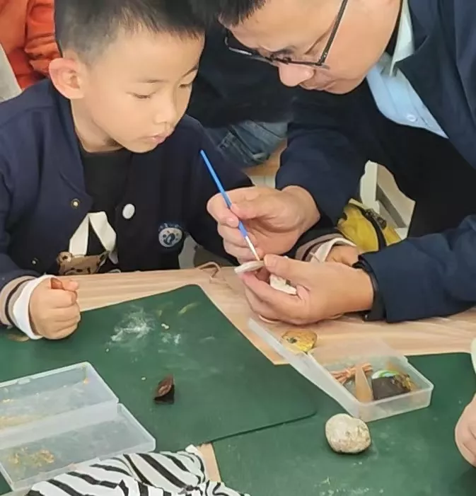 在共同制作的过程中增强亲子关系