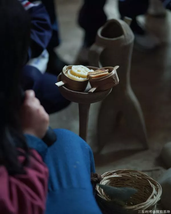 三星堆人的日常饮食场景