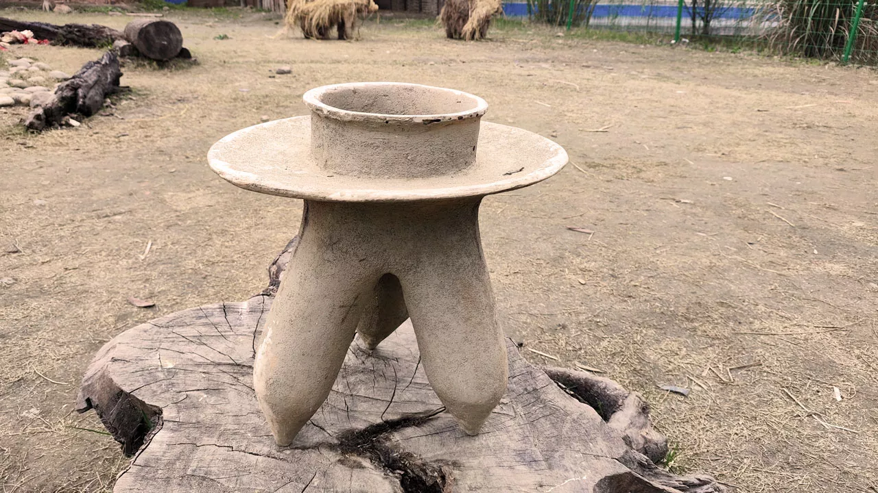 他们说这是火锅，是吗？你自己看